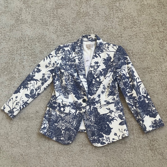 Ann Taylor Loft Blazer: Cream with/ Denim Blue Floral Print. NWT - Size 2 - Picture 10 of 12